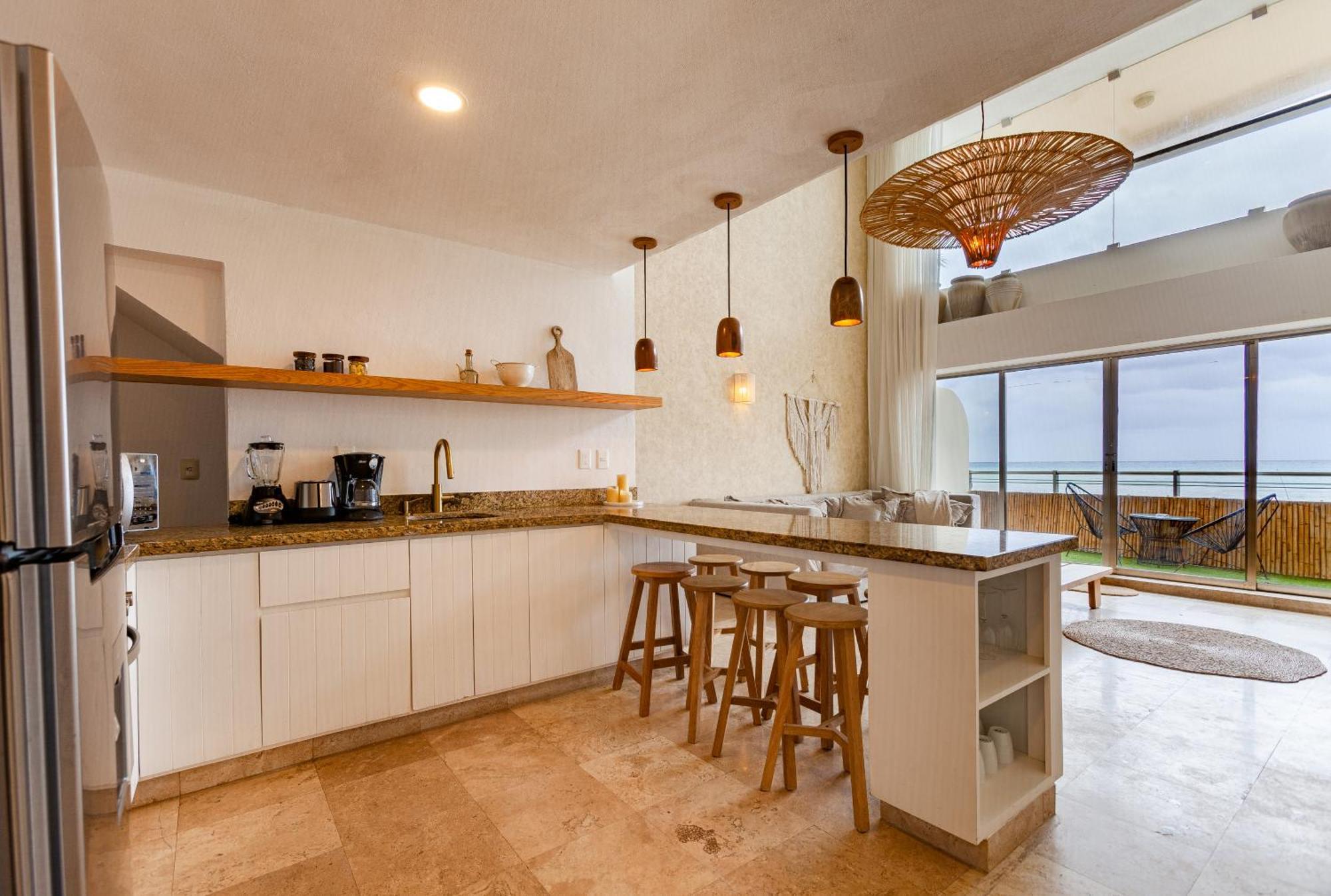 Ocean Plaza By Zamá Homes Apartamento